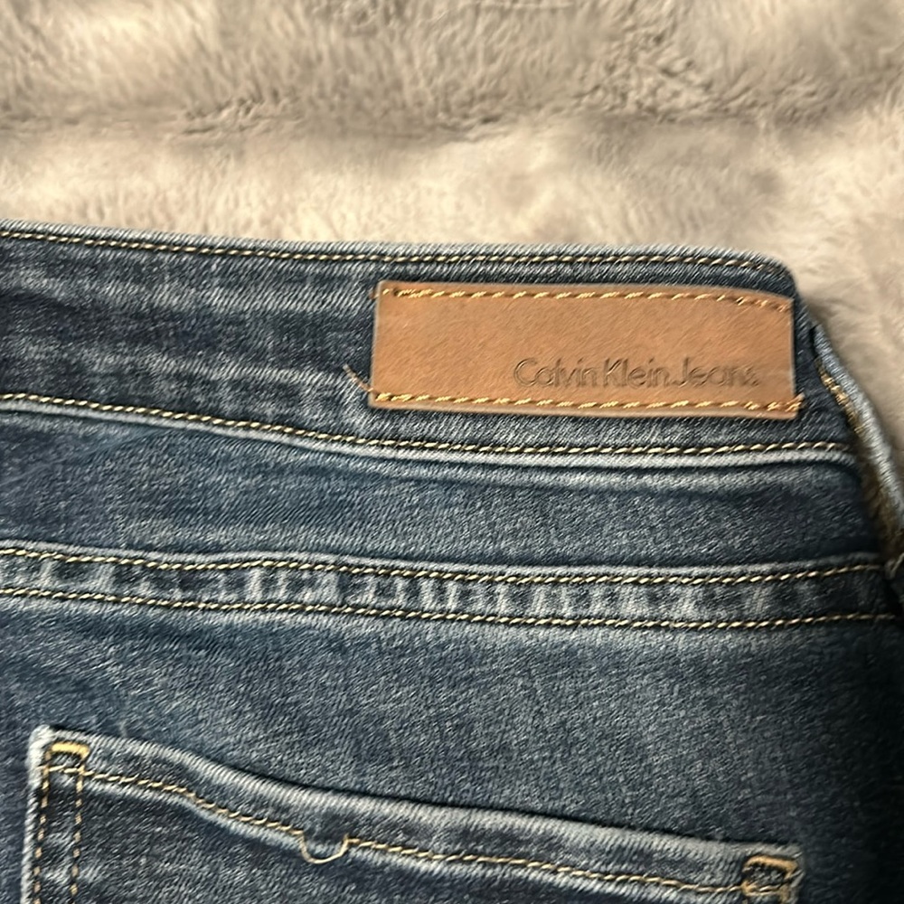 Women’s size 29 Calvin Klein jeans straight leg length 30